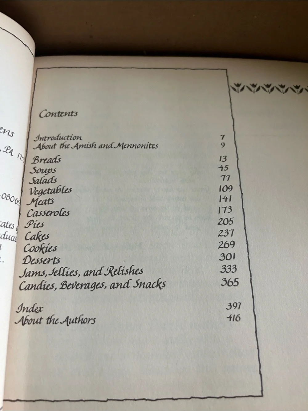 From Amish and Mennonite Kitchens Cookbook -